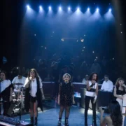 Noche de pop nostálgico en el Palenque ¡Show inolvidable que sacudió Xmatkuil!