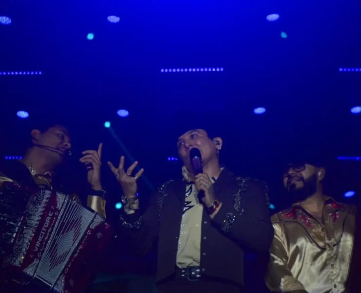 Noche emocionante con Edwin Luna y La Trakalosa de Monterrey Espectáculo lleno de energía