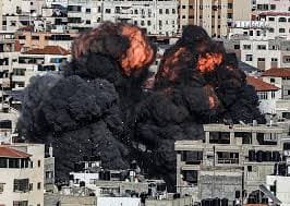 Activistas en Mérida impulsan el cierre de intercambio con empresas vinculadas al genocidio en Palestina durante una rueda de prensa del movimiento BDS.