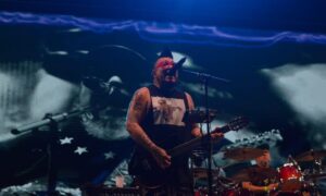 La energía del chúntaro style encendió el escenario cuando El Gran Silencio abrió la noche en X’Matkuil, poniendo a todos a bailar desde el primer acorde.