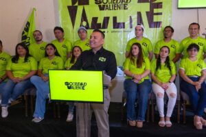 Sergio Vadillo Lora presenta el Nuevo proyecto colectivo por Mérida ante vecinos comprometidos con fortalecer la participación ciudadana.