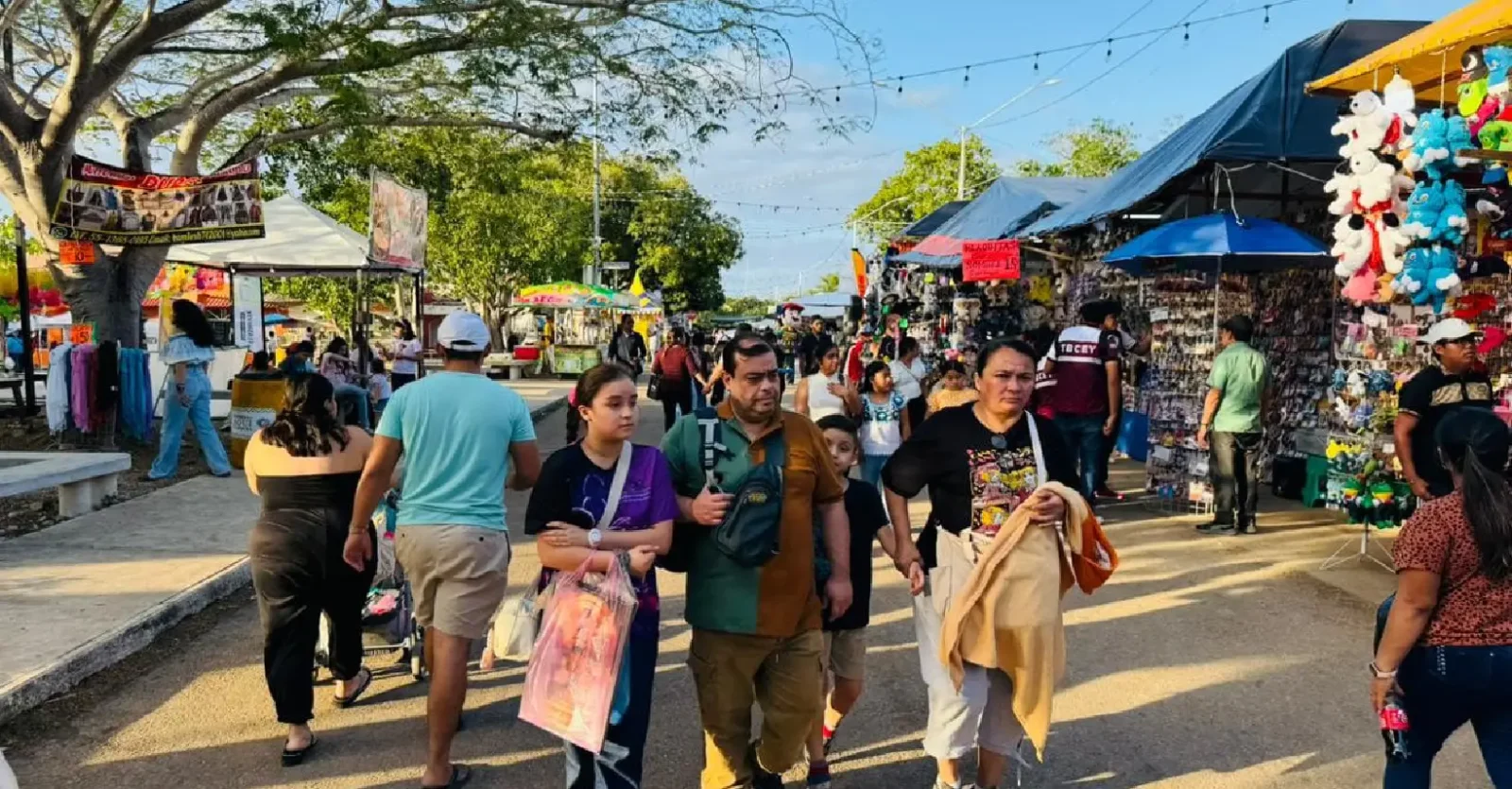 Visitantes aprueban la edición 51 de la Feria Yucatán Opiniones y balance general