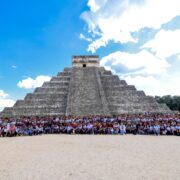 Sembrando identidad: el legado maya florece en las juventudes yucatecas