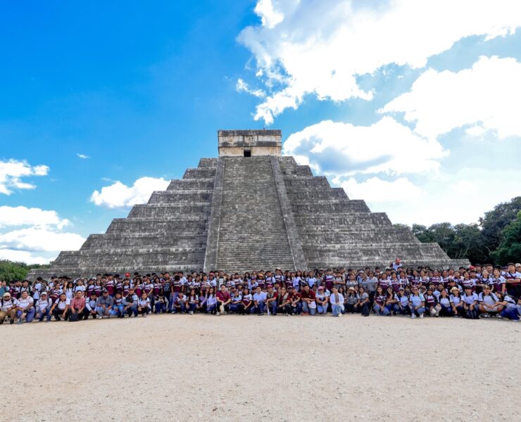 Sembrando identidad: el legado maya florece en las juventudes yucatecas