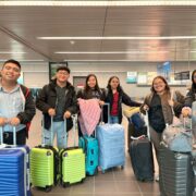 Jóvenes concluyen intercambio académico en Canadá con apoyo del Renacimiento Maya