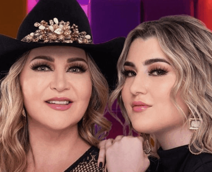 Alicia Villarreal y su hija, separadas