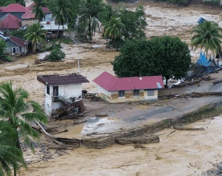 Lluvias en Asia dejan centenares de muertos en cuatro países