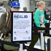 EEUU cobrará a pasajeros sin identificación valida a partir de febrero