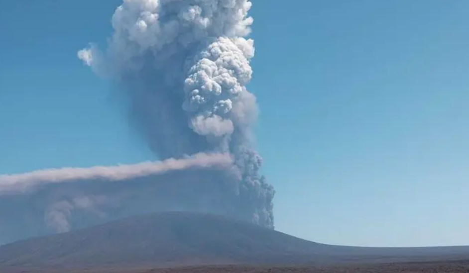 Volcán hace erupción por primera vez en 12,000 años esto en Etiopía