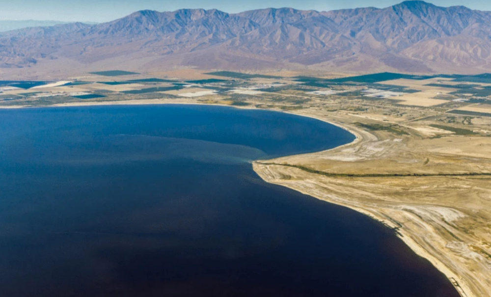 Encuentran "tesoro" de 540 mil millones de dólares en un lago