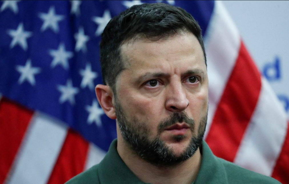 Delegados de Ucrania y EEUU discuten por tercer día buscando la paz