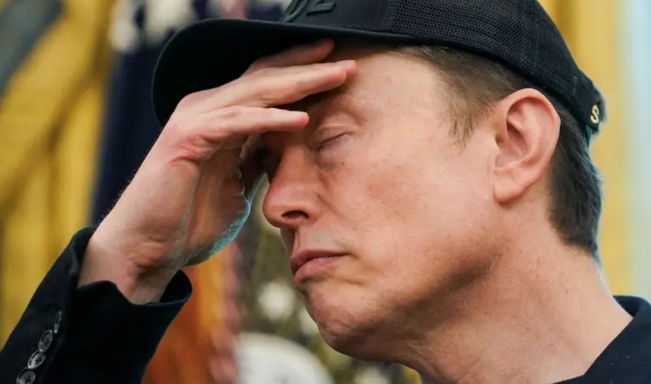 Elon Musk tiene choque con Ministro Europeo y vuelve a ser el centro de atención