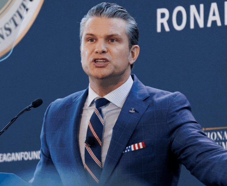 El jefe del Pentágono en el ojo del huracán, escándalos azotan la puerta