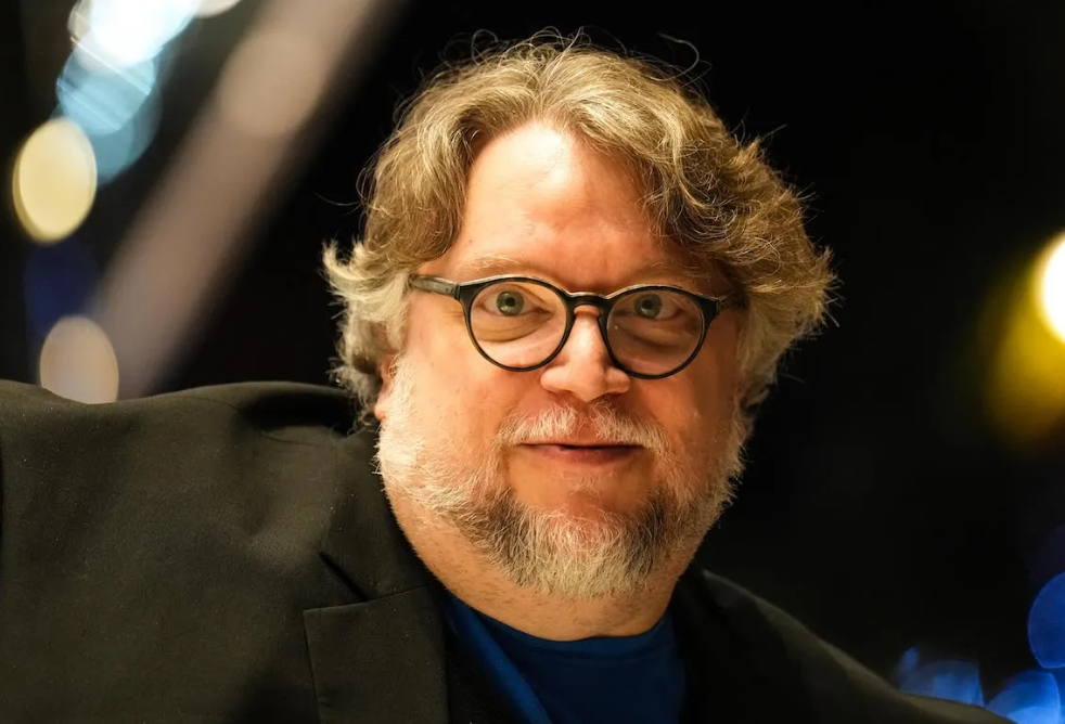 Guillermo del Toro es nominado a los Golden Globe gracias a su obra maestra en Frankenstein