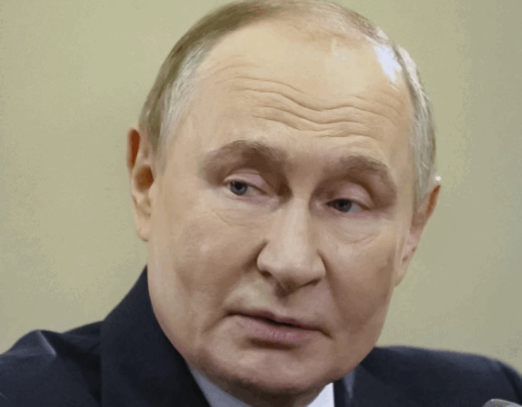 Un robot baila para Putin en una exhibición sobre novedades de inteligencia artificial