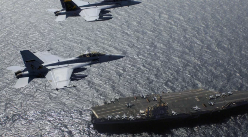 Dos aviones de combate de EEUU sobrevuelan el Golfo de Venezuela