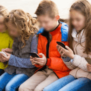 Australia prohíbe las redes sociales para los menores de edad, un cambio drástico ¿Funcionará?