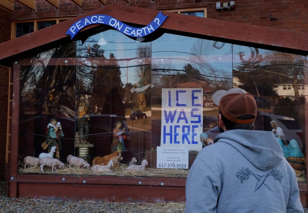 Controversia religiosa y política alrededor del nacimiento "anti ICE"