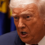 Trump amenaza con “consecuencias graves” a Honduras