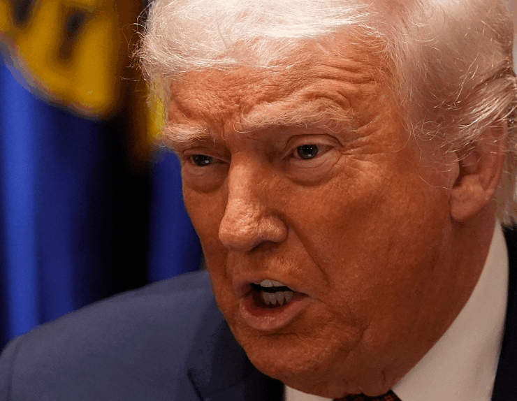 Trump amenaza con “consecuencias graves” a Honduras