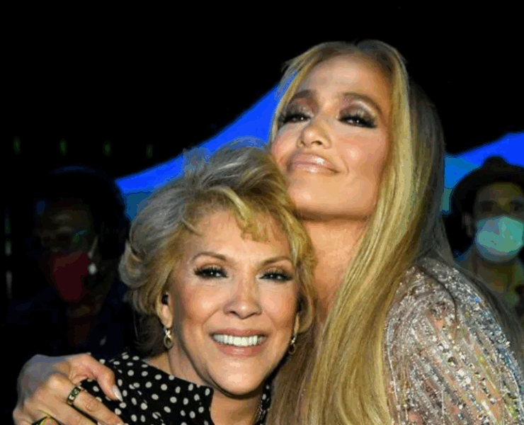 Jennifer Lopez celebra los 80 años de su mamá con una descomunal fiesta en Las Vegas