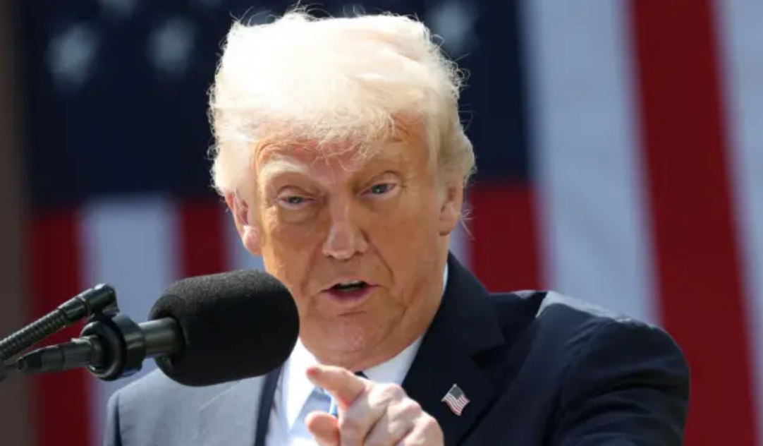 Trump demanda a BBC por 10 millones de dólares por presunta difamación