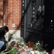 El FBI ofrece recompensa por el tirador de la Universidad de Brown