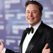 Elon Musk vuelve a hacer historia al ser la primera persona con una fortuna de 700 billones de dólares