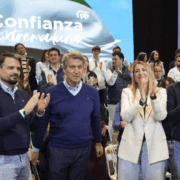 La "Derecha" arrasa elecciones de España rompiendo una marca histórica