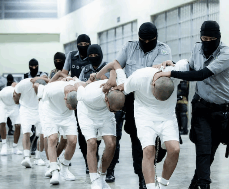 El Salvador condena a 248 pandilleros miembros de un grupo muy famoso y poderoso