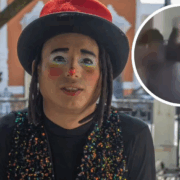 Payaso convierte posada en ring de pelea y el momento se hace viral