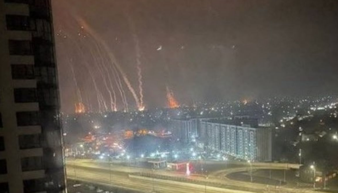 Ucrania bajo lluvia de misiles y drones: madrugada de terror