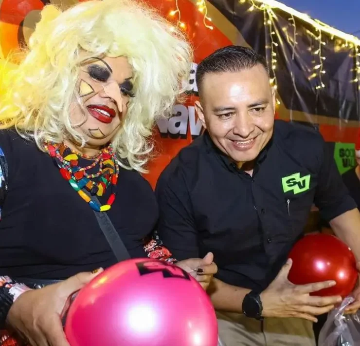 Caravana de Navidad recorrió las 47 comisarías con unión y solidaridad