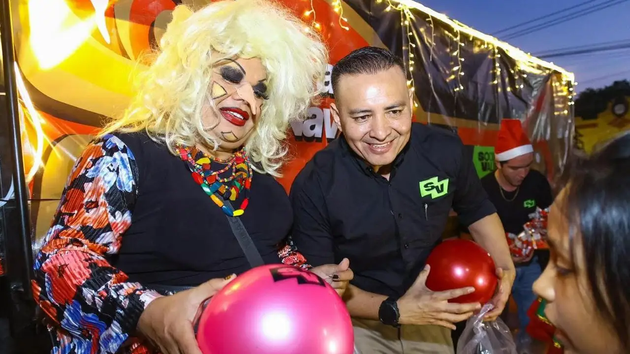 Caravana de Navidad recorrió las 47 comisarías con unión y solidaridad