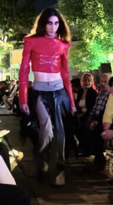 El evento reunió a comunidad académica, creativa y público general en una experiencia inmersiva de reflexión y moda.