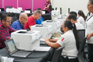 En materia de trámites, el Centro de Servicios Yucatán brindará atención el 24 de diciembre hasta las 15:00 horas y no laborará el 25 de diciembre