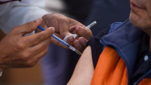 La Secretaría de Salud hace un llamado a la población a mantener la prevención y participar en la Campaña de Vacunación contra influenza tras el Primer caso de influenza H3N2.