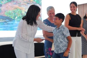 La alcaldesa Yolanda Osuna entrega apoyos funcionales como parte de su firme compromiso con la inclusión en Centro.