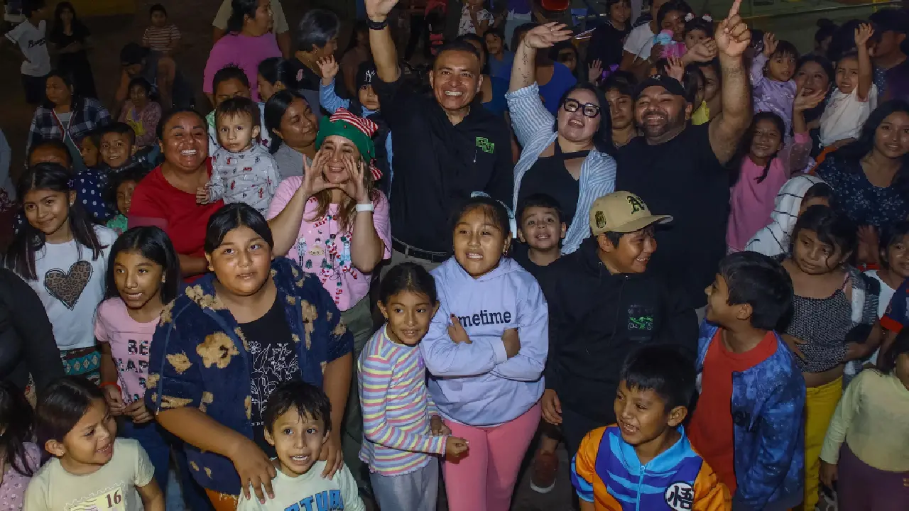 La magia de Navidad en las comisarías de Mérida llega a miles de familias