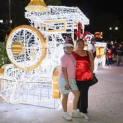 La magia de la navidad llegó a la Plaza Grande llena de luz y tradición