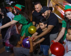 La Caravana Valiente llevó alegría y juguetes durante la Navidad en las comisarías de Mérida, fortaleciendo la unión comunitaria.