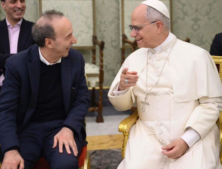 Papa León XIV y Roberto Benigni dialogan sobre arte, fe y humanidad en un encuentro cargado de simbolismo cultural