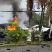 Primer reporte sobre la Explosión de coche bomba en Michoacán
