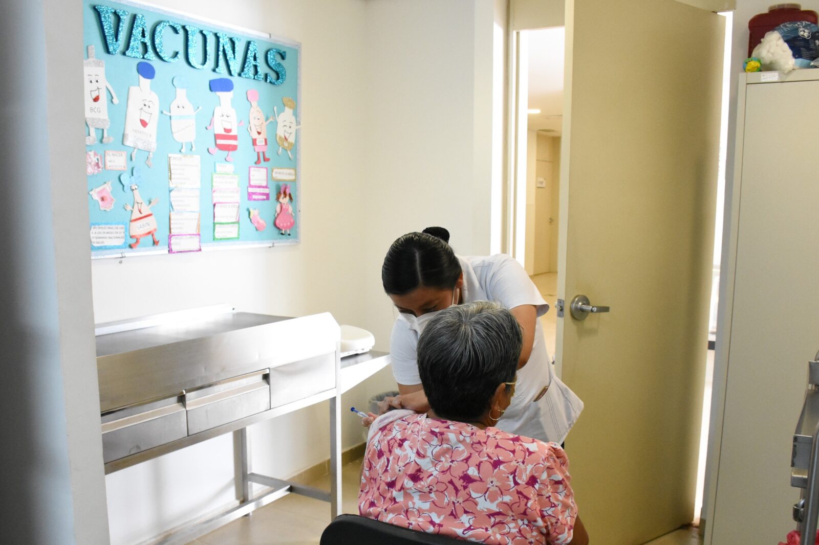 Refuerzan vacunación invernal en Yucatán y alertan: ¡No te quedes sin dosis!