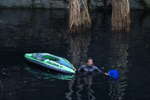 Gobierno del Estado, comunidad y aliados pusieron en marcha escaleras de acceso seguras en el cenote Santa Elena, como parte de la estrategia de conservación de sistemas kársticos.