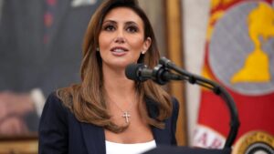 Alina Habba, abogada del presidente de Estados Unidos, Donald Trump, ha presentado este lunes su renuncia como fiscal general para el estado de Nueva Jersey 