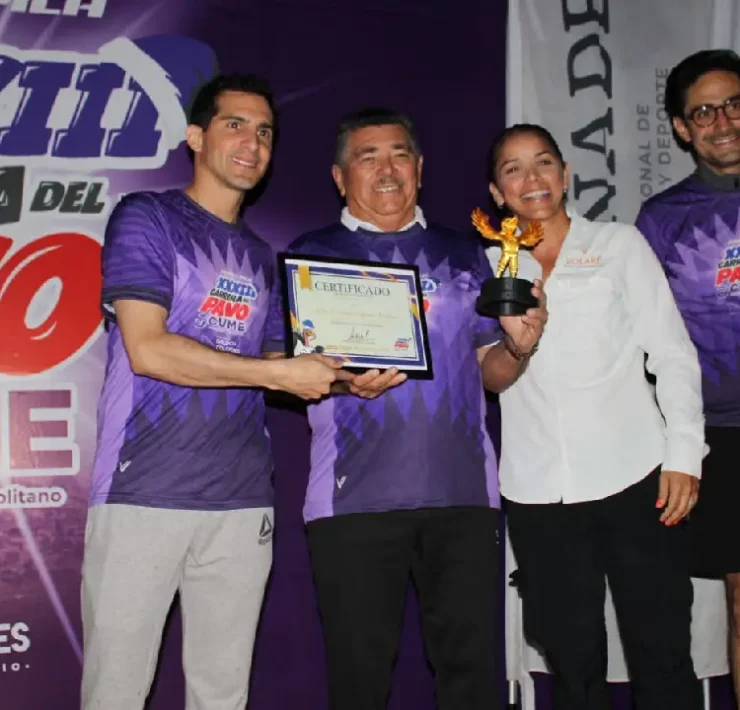 Rommel Pacheco encabezó el Medio Maratón del Pavo “Ponte Pila”