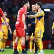 Suspensión a jugador de Tigres por agresión física en la final