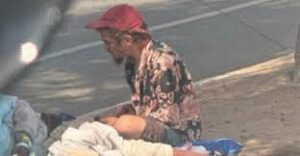 Imágenes que circularon en redes sociales muestran el deterioro físico del ex actor, lo que encendió las alarmas y motivó a familiares y amigos a buscar ayuda urgente para Taylor Chase.