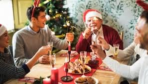 Las dinámicas para animar en la cena de Navidad convierten cada momento en risas, convivencia y recuerdos inolvidables en familia durante la Nochebuena.